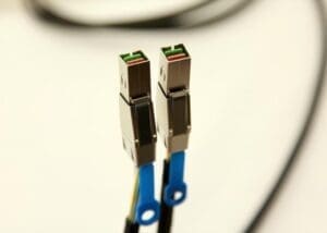 SFF8644 TO SFF8644